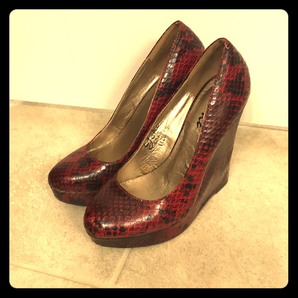 Red Snakeskin Wedges